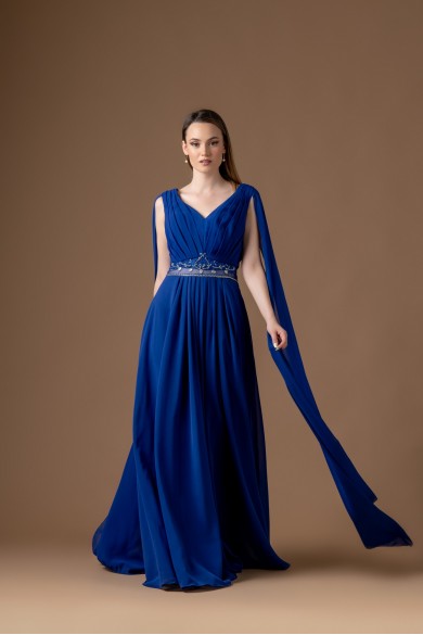 Μακρύ μπλε ηλεκρτρίκ φόρεμα με ιδιαίτερα μανίκια Μακρύ μπλε ηλεκρτρίκ φόρεμα με ιδιαίτερα μανίκια