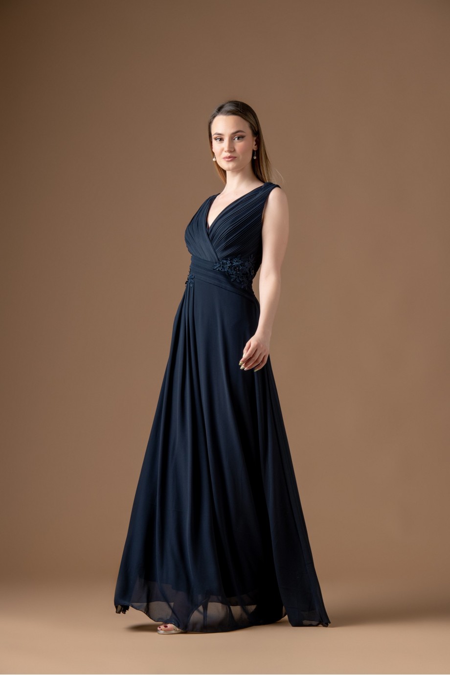  Μακρύ μπλε σκούρο φόρεμα κρουαζέ