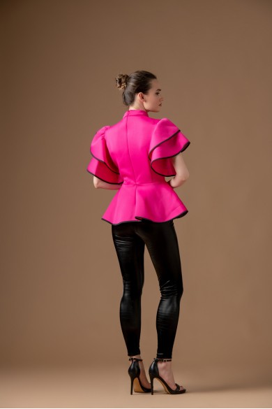 Μπλούζα φούξια με μαύρο Μπλούζα φούξια με μαύρο