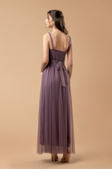 Μακρύ σε λιλά απόχρωση με δαντέλα και τούλινη φούστα