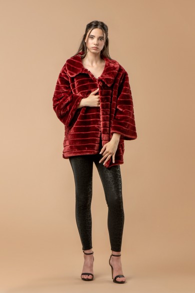 Μπορντό συνθετική γούνα