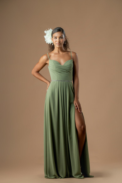 Μακρύ λαδί φόρεμα από μουσελίνα με ντραπέ μπούστο