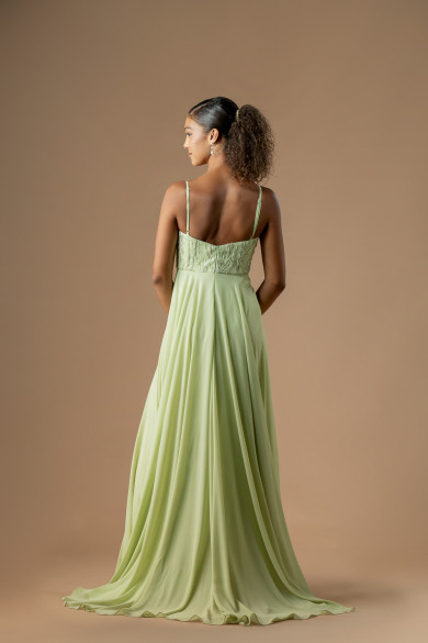 Μακρύ λεμονί φόρεμα με κεντημένο μπούστο και μουσελίνα φούστα