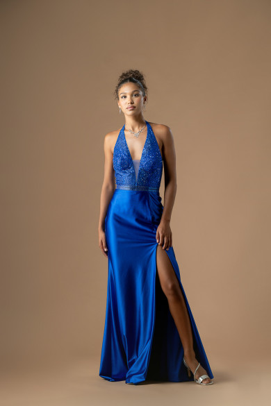 Μακρύ εφαρμοστό μπλε ηλεκτρίκ φόρεμα που δένει στον λαιμό 