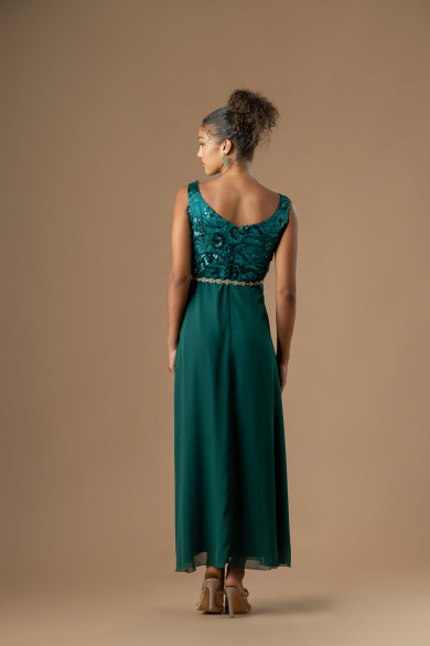 Μακρύ κυπαρισσί φόρεμα με δαντέλα από παγέτες και κλος φούστα από μουσελίνα