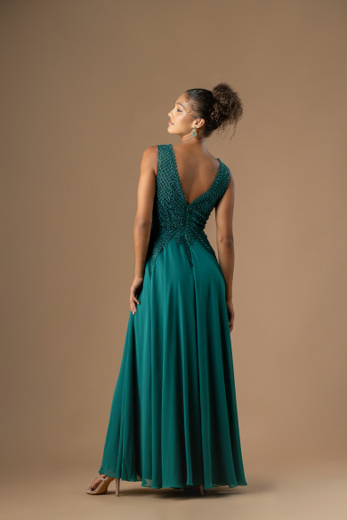 Μακρύ πράσινο φόρεμα με φαρδιές τιράντες και μοτίφ στο μπούστο