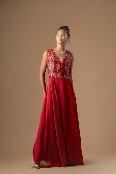 Μακρύ κεραμιδί φόρεμα με δαντέλα και κεντημένα μοτίφ στη μέση