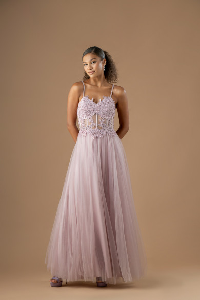  Μακρύ τούλινο ροζ φόρεμα με κορσέ και πέρλες