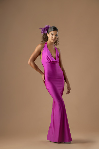 Μακρύ γοργονε magenta φόρεμα με εντυπωσιακή πλάτη