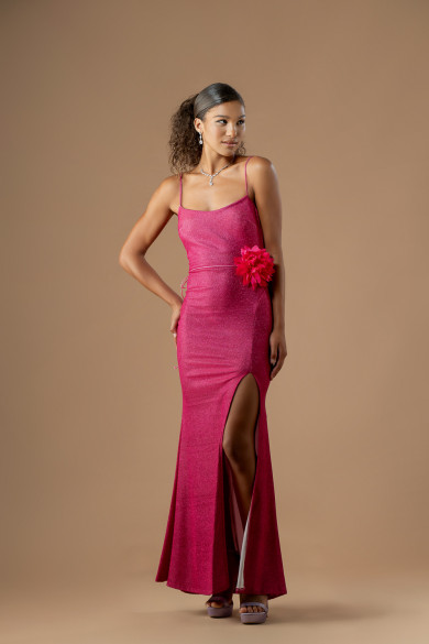 Μακρύ εφαρμοστό magenta φόρεμα με glitter και σκίσιμο