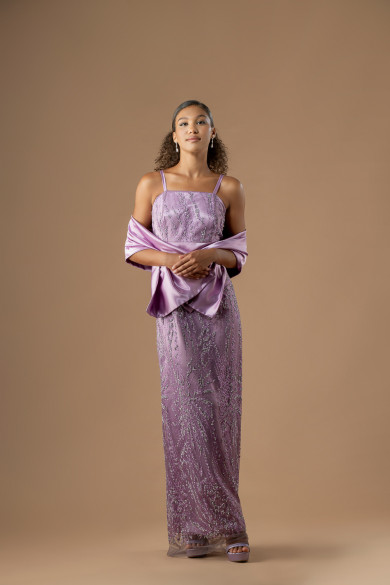 Μακρύ λιλά φόρεμα από δαντέλα glitter σε ίσια γραμμή