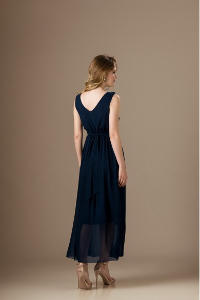 Μακρύ σκούρο μπλε φόρεμα με παγέτες