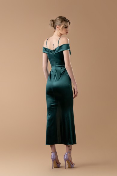 Μακρύ κυπαρισσί εφαρμοστό σατέν φόρεμα κρουαζέ Μακρύ κυπαρισσί εφαρμοστό σατέν φόρεμα κρουαζέ