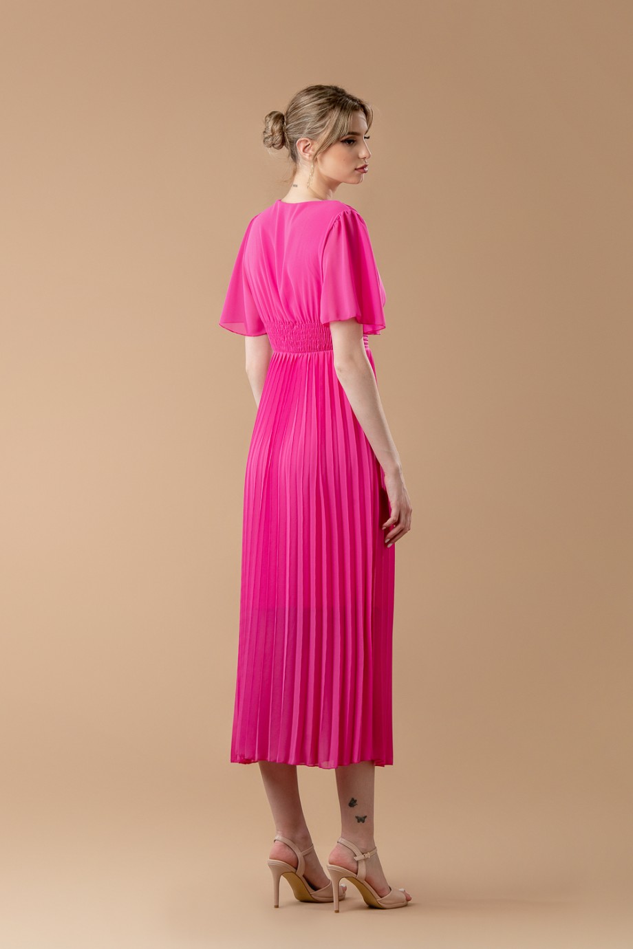 Μακρύ ροζ φόρεμα 