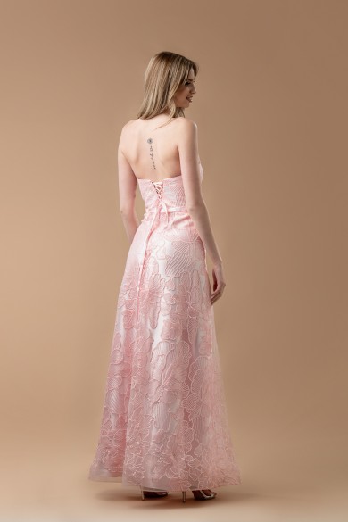 Μακρύ ροζ φόρεμα Μακρύ ροζ φόρεμα