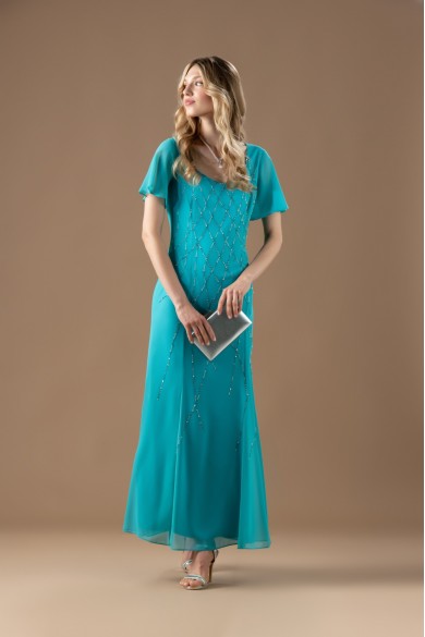 Μακρύ πράσινο φόρεμα Μακρύ πράσινο φόρεμα