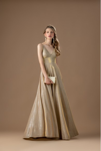 Μακρύ χρυσό φόρεμα 