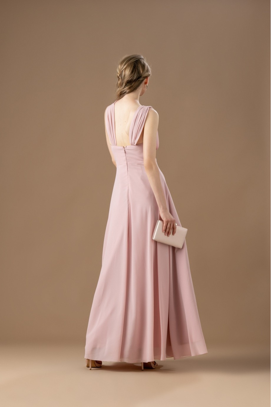 Μακρύ ροζ φόρεμα