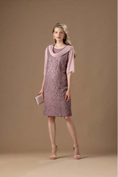 Κοντό nude φόρεμα από δαντέλα