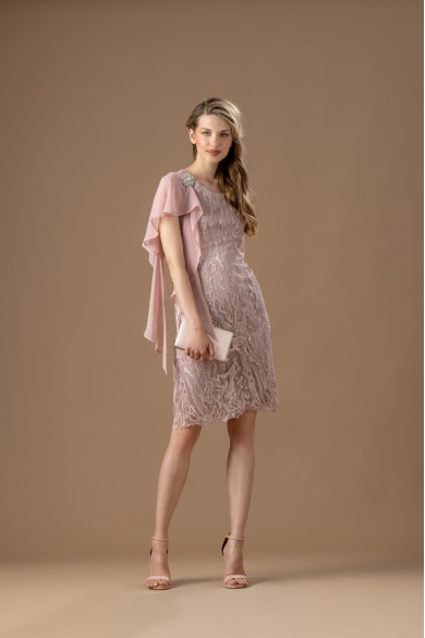 Κοντό nude φόρεμα από δαντέλα