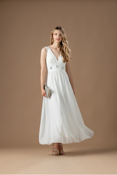 Μακρύ λευκό φόρεμα