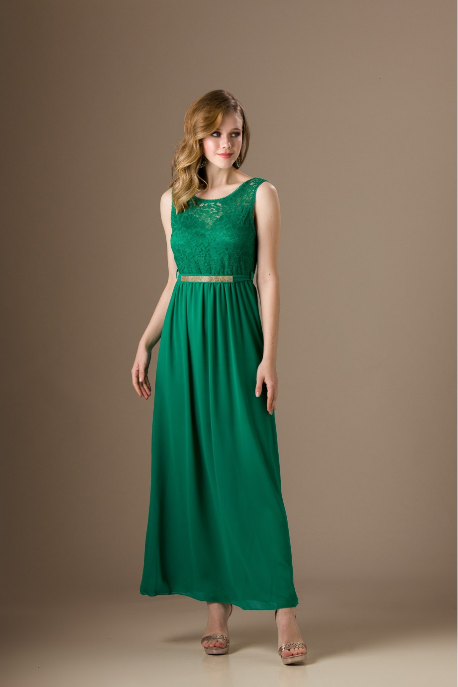 Μακρύ πράσινο φόρεμα με δαντέλα 