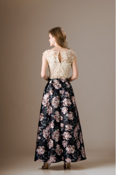 Μακρύ φόρεμα με εμπριμέ ταφταδένια φούστα Μακρύ φόρεμα με εμπριμέ ταφταδένια φούστα