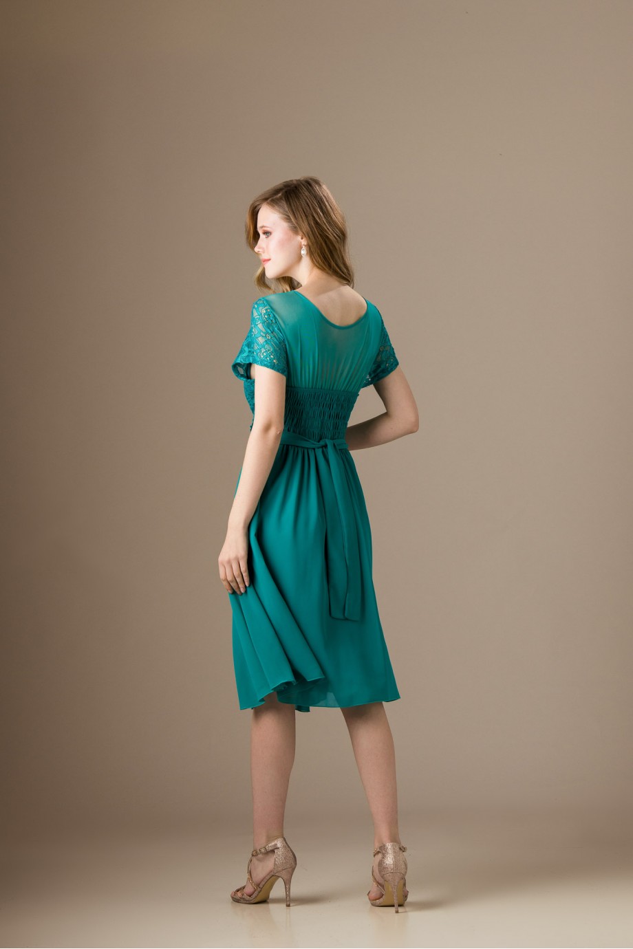 Κοντό πράσινο φόρεμα με τούλι