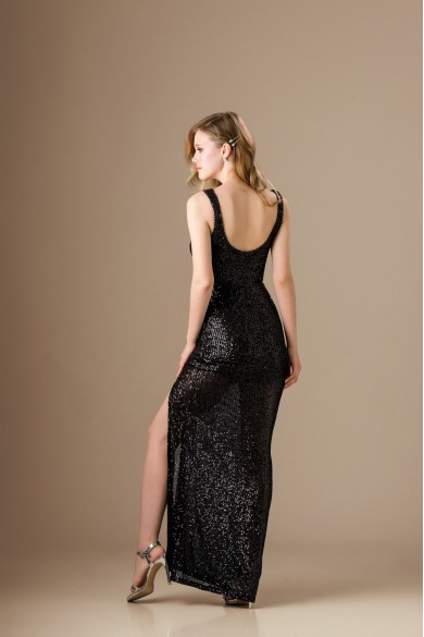 Μακρύ μαύρο ελαστικό φόρεμα με παγέτες Μακρύ μαύρο ελαστικό φόρεμα με παγέτες