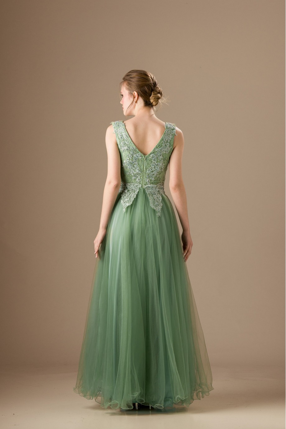 Μακρύ πράσινο φόρεμα από τούλι