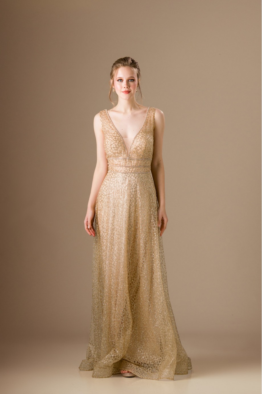 Μακρύ χρυσό φόρεμα με glitter