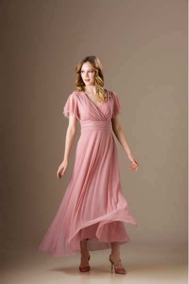 Μακρύ ροζ nude τούλινο φόρεμα Μακρύ ροζ nude τούλινο φόρεμα